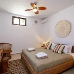 The Pines- Jaccuzi - Private Pool - 7 Minutes From The Vila