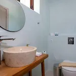 The Pines- Jaccuzi - Private Pool - 7 Minutes From The *