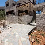 Vila The Pines- Jaccuzi - Private Pool - 7 Minutes From The