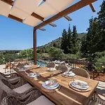 Vila The Pines- Jaccuzi - Private Pool - 7 Minutes From The