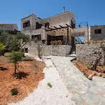 The Pines- Jaccuzi - Private Pool - 7 Minutes From The Vila