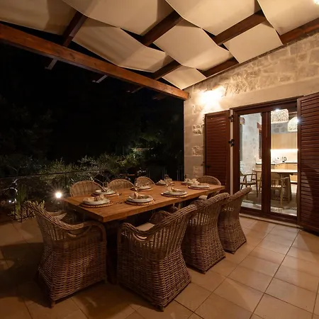 The Pines Villa