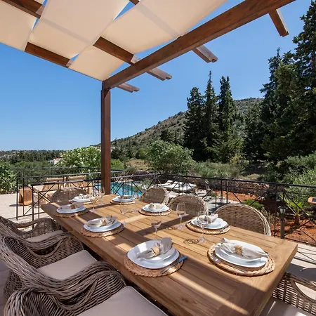 Βίλα The Pines- Jaccuzi - Private Pool - 7 Minutes From The