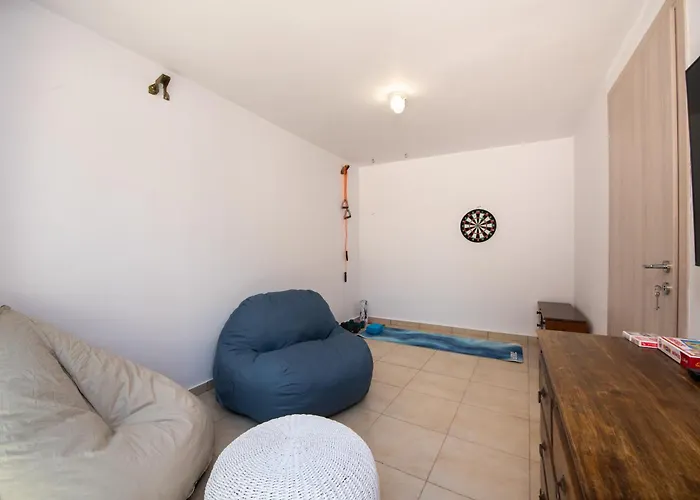 The Pines- Jaccuzi - Private Pool - 7 Minutes From The *