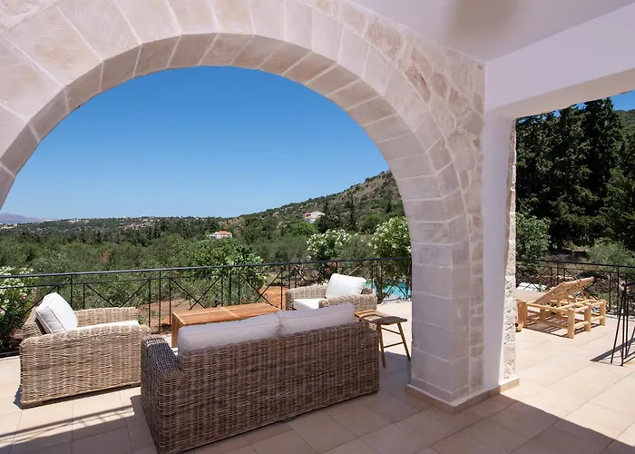 The Pines- Jaccuzi - Private Pool - 7 Minutes From The Villa Chania (Crete)