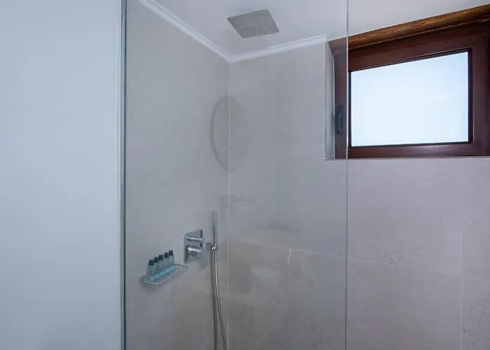 The Pines- Jaccuzi - Private Pool - 7 Minutes From The Villa Chania (Crete)