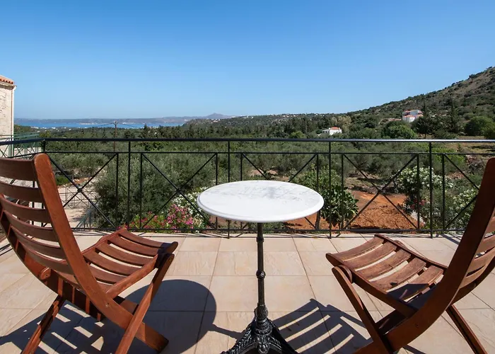 The Pines- Jaccuzi - Private Pool - 7 Minutes From The Villa *