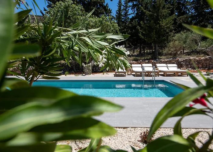 The Pines- Jaccuzi - Private Pool - 7 Minutes From The Villa *