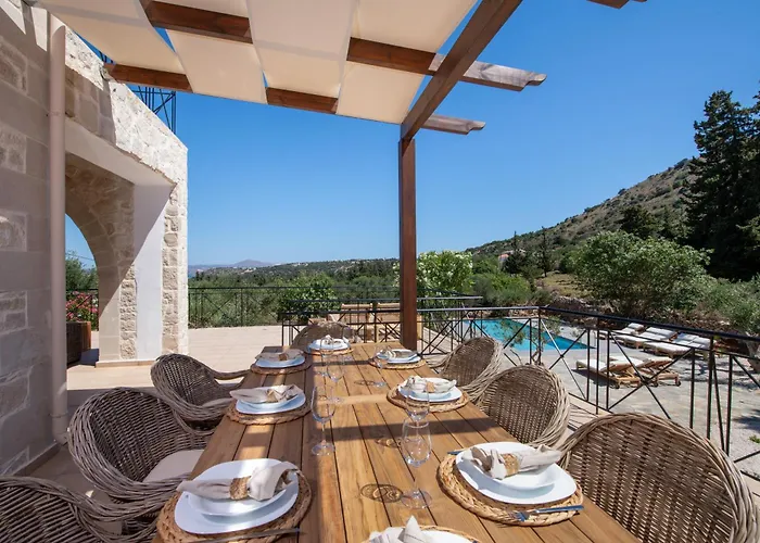 The Pines- Jaccuzi - Private Pool - 7 Minutes From The Villa Chania (Crete)