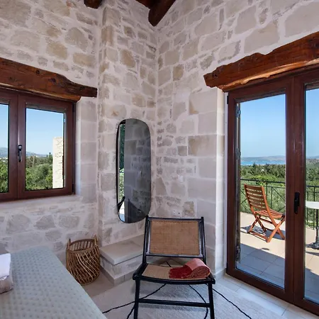 The Pines- Jaccuzi - Private Pool - 7 Minutes From The * Chania (Crete)