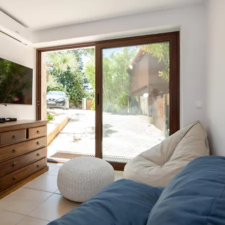 The Pines- Jaccuzi - Private Pool - 7 Minutes From The Villa