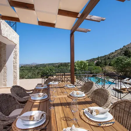 The Pines- Jaccuzi - Private Pool - 7 Minutes From The Villa Hanya